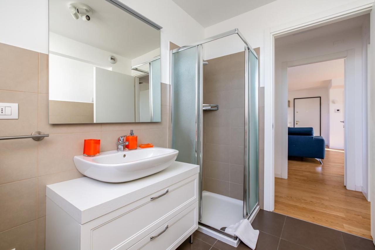 Modern Apt With Terrace, Wifi & Ac Milan Exterior photo